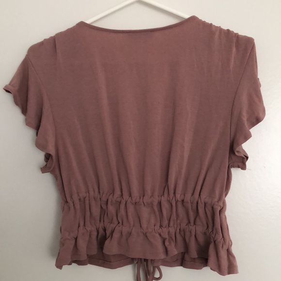 Fashion Nova front-tie top - Picture 2 of 4